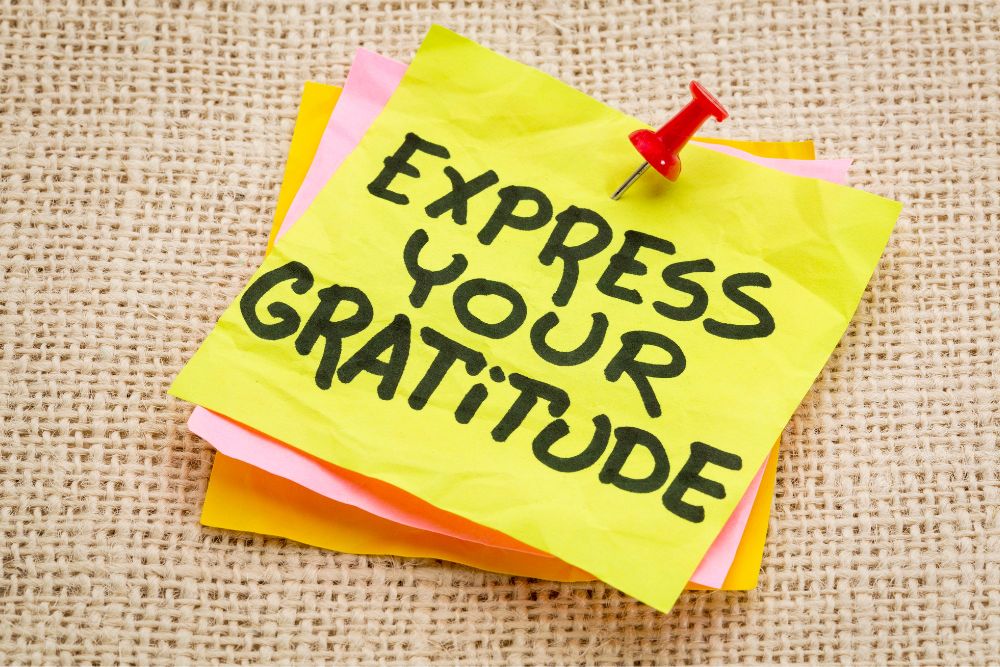 How to express your thanks with gratitude, how to be thankful, how to practice gratitude, thankful to God, gratitude